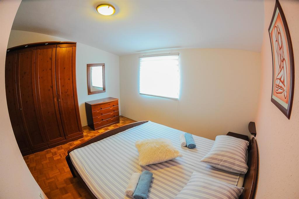 Apartments Marija Petricevic Podstrana Room photo