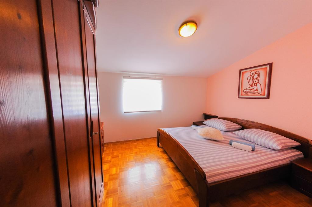 Apartments Marija Petricevic Podstrana Room photo
